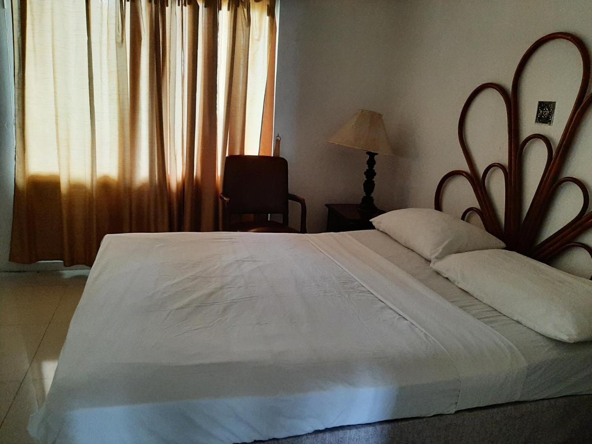 Beach Condos -Montego Bay Club Beach Resort Екстериор снимка